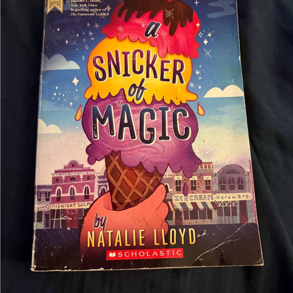 A snicker of magic by natalie lloyd